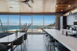 Sunrise Oceanfront Tide Nook - Image 5
