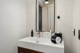Sunrise Oceanfront Tide Nook - Image 2