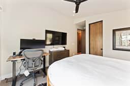 Panorama Timber Villa Retreat - Image 3