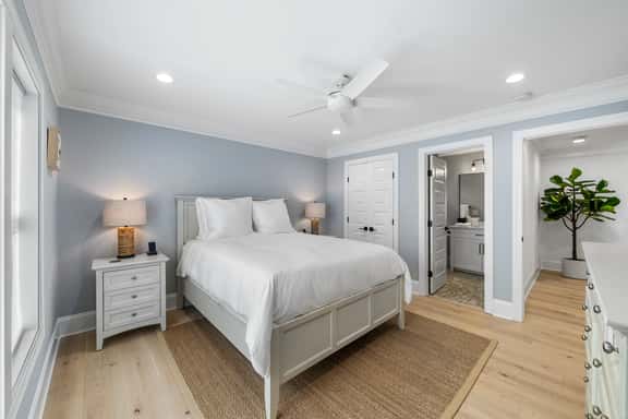 Skyline Modern Peak - Image 1