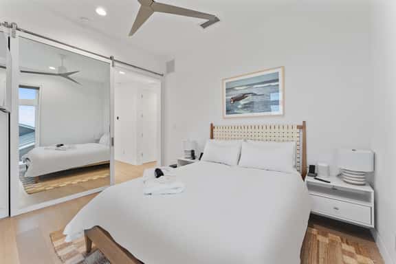 Veranda Harborview Skyline - Image 1