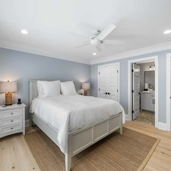 Skyline Modern Peak - Image 1