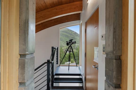 Grove Chic Highlands - Image 4