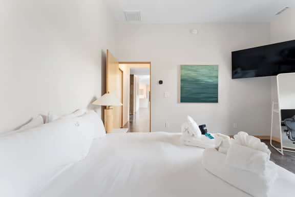 Peak Seacliff - Image 4