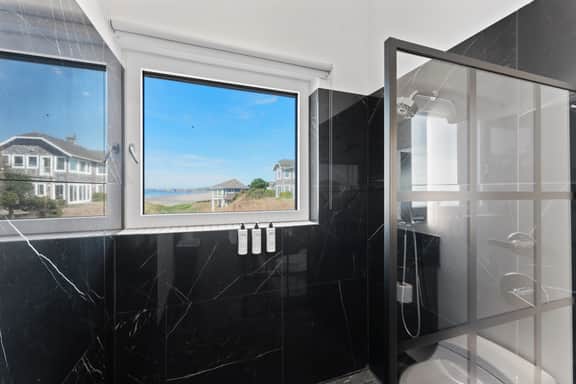 Beachside Cottage Spruce - Image 5