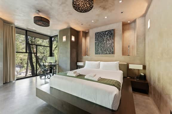 Estate Canyon - Image 2