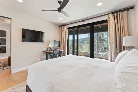 Retreat Vista - Image 2