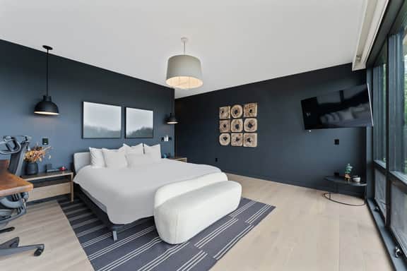 Villa Skyline Manor Shell - Image 2