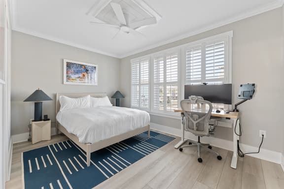 Stunning Orchard Beachside - Image 1